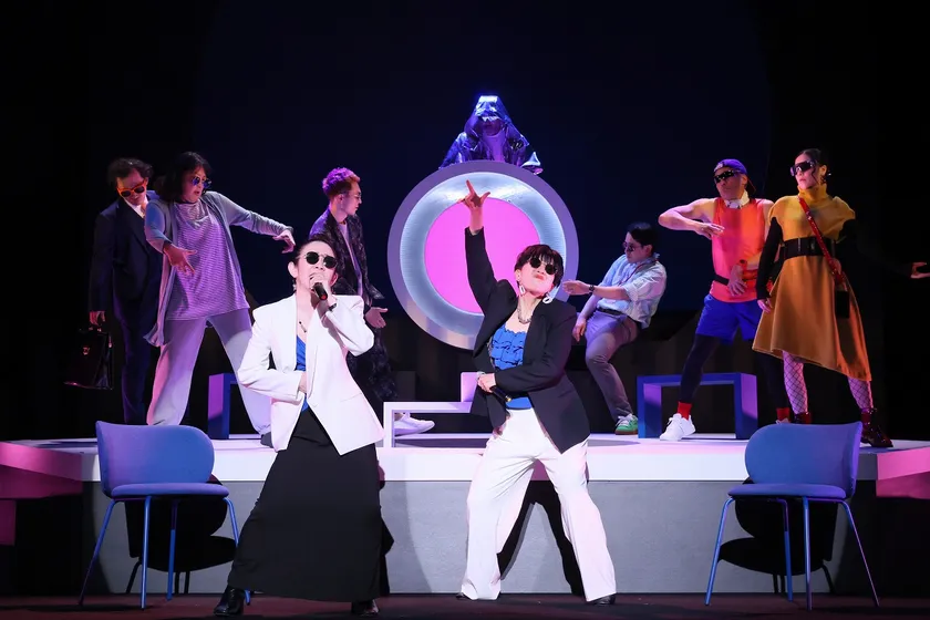 文学座公演『もうひとりのわたしへ』舞台写真(撮影：宮川舞子) 1