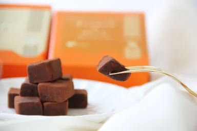 チョコサンドのはじっこ～生チョコキューブ～2