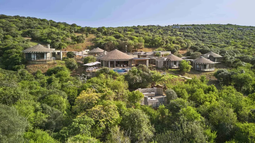 ジュメイラ・タンダ・サファリ ロイヤル・レジデンス 外観 (c)Hywell Waters