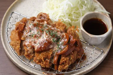 牛キムカツデミソース