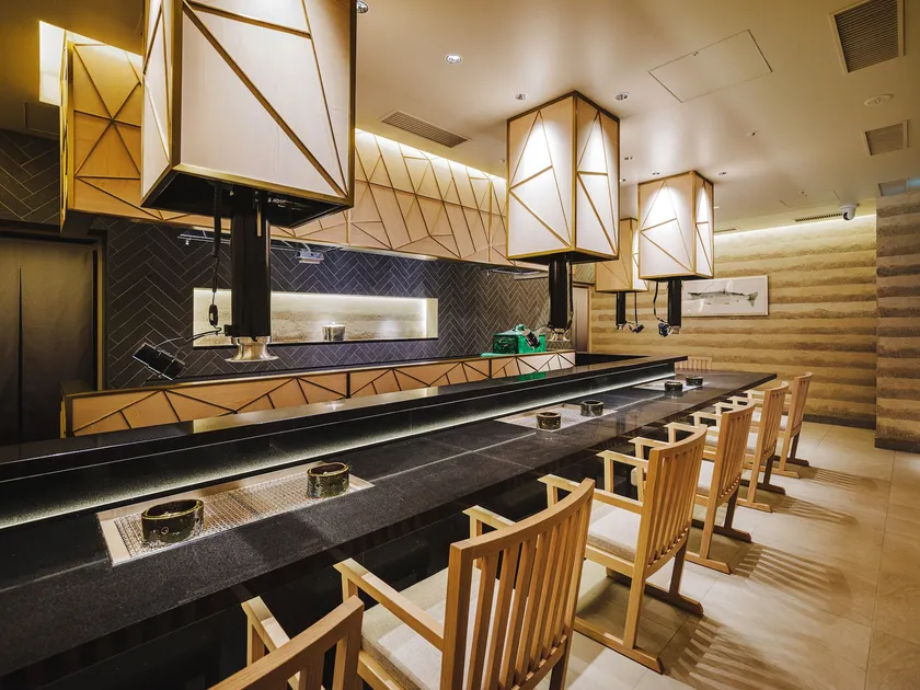 職人が目の前で炭火で焼いて提供するSUMI KITANOJI