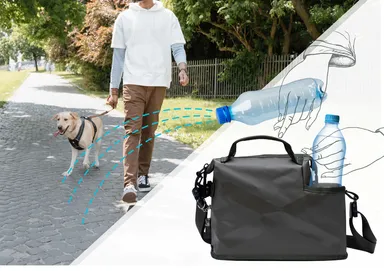 愛犬のお散歩に大活躍！マナーボトルやおやつなどらくらく収納