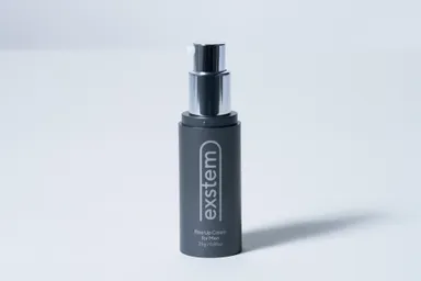 高級感のあるボトルが毎日のケアを特別なものに