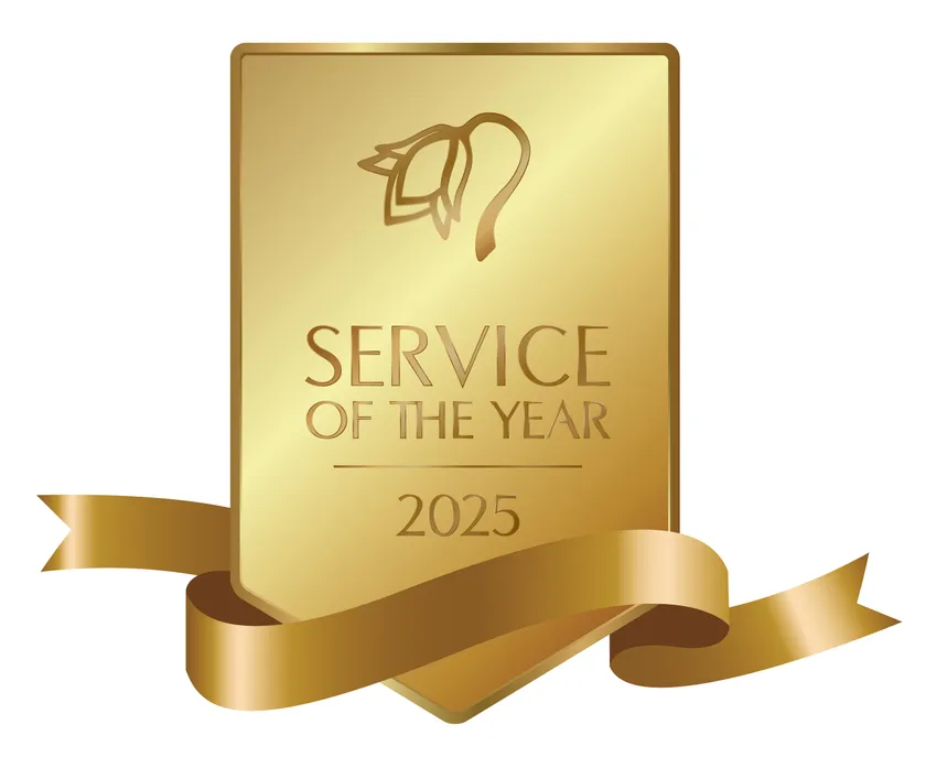 「サービス・オブ・ザ・イヤー2025」ロゴ