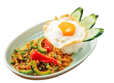 夏ガパオ　ゴーヤと豚ひき肉のバジル炒め