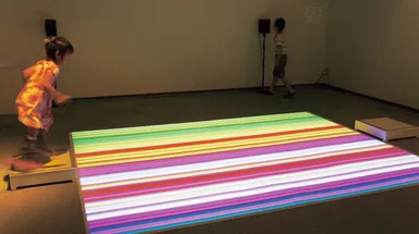 松村誠一郎「Hop Step Junk」 (c)seiichiro MATSUMURA 協力：東京工科大学デザイン学部