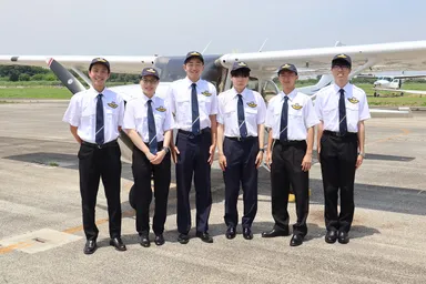 飛行操縦体験の様子