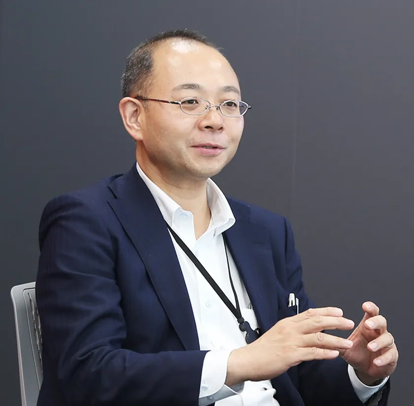 開発調達戦略部 調達戦略グループ長 高須様