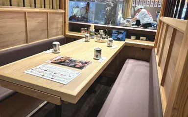 6人～8人掛けBOX席