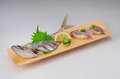 まるごと活あじ1本(1,683円)