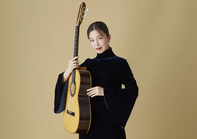 村治佳織(ギター) (C)Kazumi Kiuchi