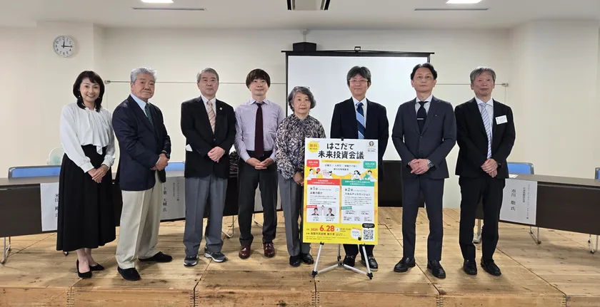 左から(敬称略):小澤・正木・櫻井・千葉・田柳・市川・米田・成田