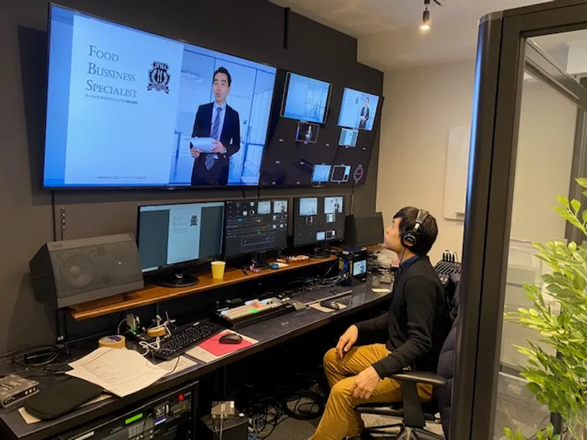 スタジオの様子1