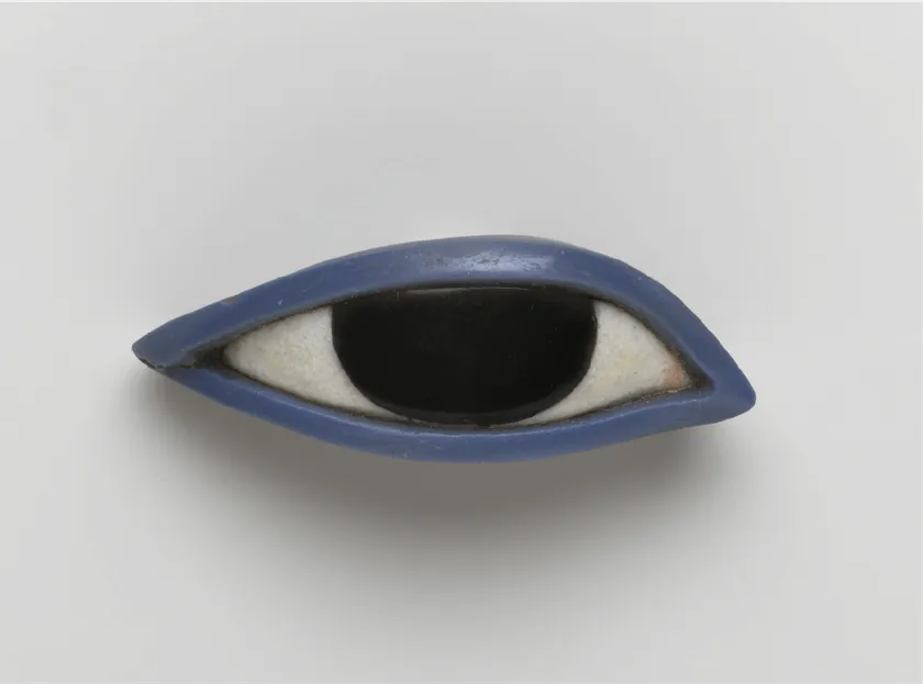 《人型棺の右目》 前 1539~前 30年頃 ブルックリン博物館蔵 Photo:Brooklyn Museum