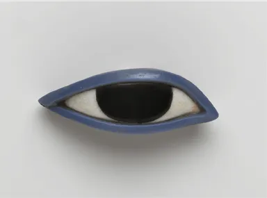 《人型棺の右目》  前 1539～前 30年頃  ブルックリン博物館蔵  Photo：Brooklyn Museum