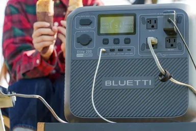 多様なポートを備え、どんなシーンにもピッタリ