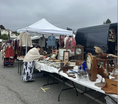 LAのフリーマケット買い出し