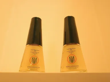 ダメージ爪むけのアメリカ直輸入ベースコート