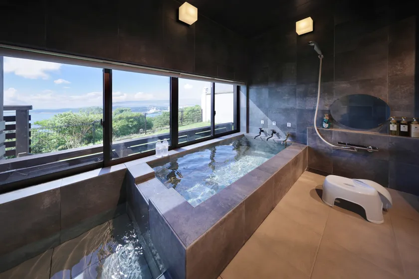 ワンちゃんも一緒に温泉に