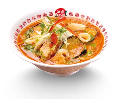 太陽のグリーンスパイストマト麺