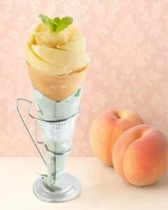 桃×ヨーグルトクレープ