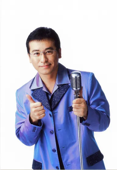 「HIGE FM」DJ赤坂 泰彦氏