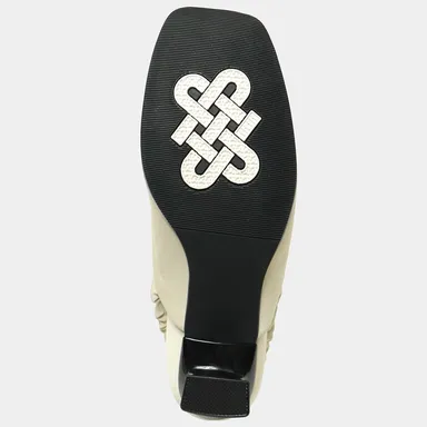 滑りにくい靴底意匠