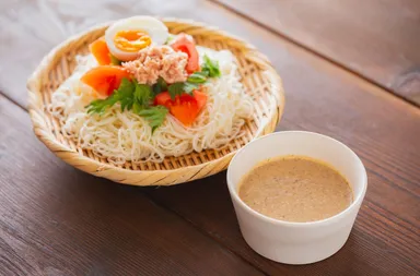 ミルクのつけつゆそうめん