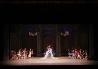 舞台全景(写真：スタッフテス)