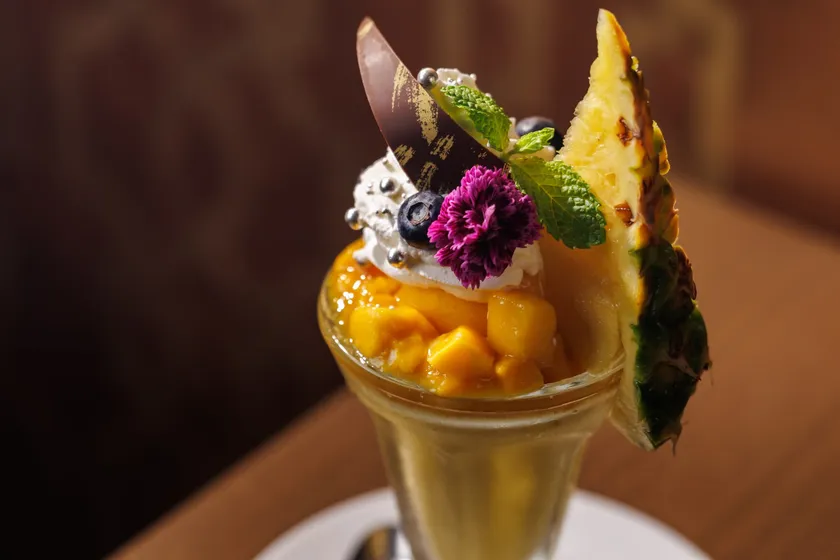 トロピカルマンゴーパフェ 1