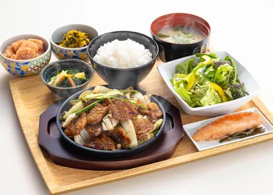 じっくりたれ漬け豚しょうが焼き定食(イメージ)