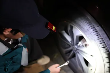 この軽さだからこそ、帽子に付けてもブレずに快適