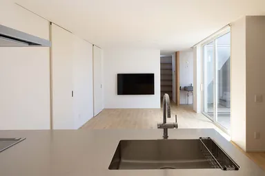 リビングとつながるプライベート屋外空間04