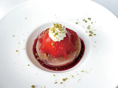 福島県産桃のピーチメルバ　バニラとフランボワーズのマリアージュ