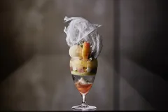 アサコイワヤナギ　5,600円の華麗なパフェ(ドリンク付)