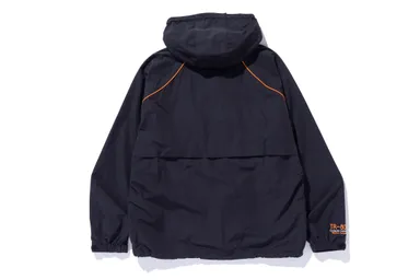 ナイロン・フード・ジャケット(裏)