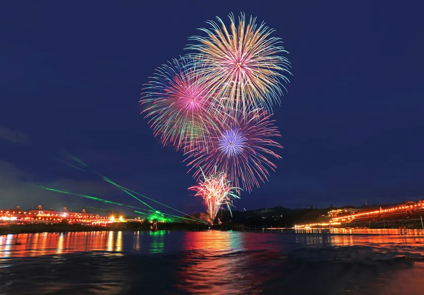 吉野川祭り　(C)五條市観光協会