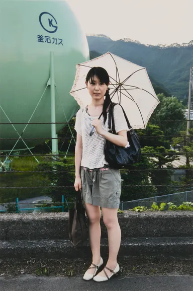 田代一倫《はまゆりの頃に #8》2011年 (C) Kazutomo Tashiro