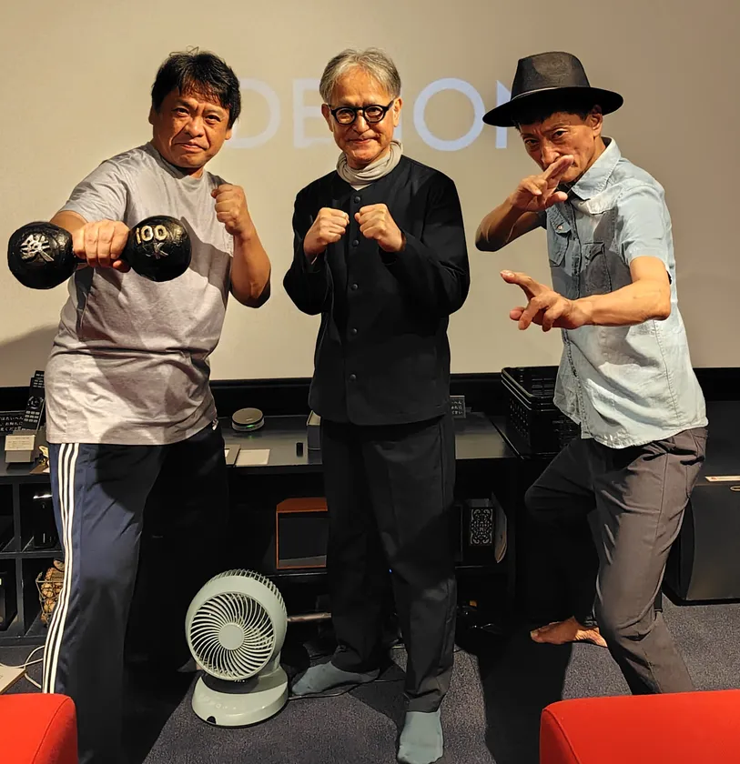 遠方から来られたお客様(中央)