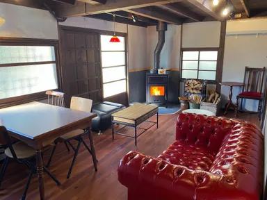 1Fリビングと薪ストーブ