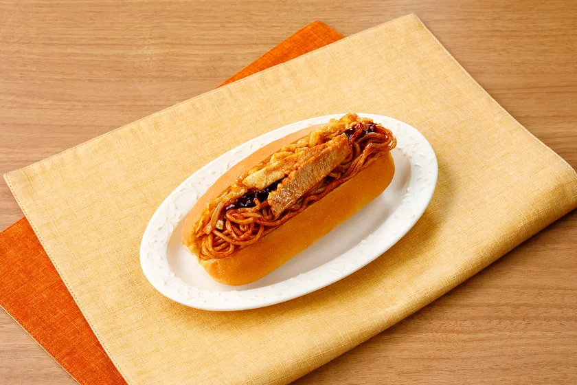 激辛ペヤング味焼そばロール