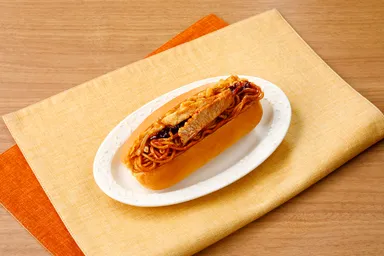 激辛ペヤング味焼そばロール