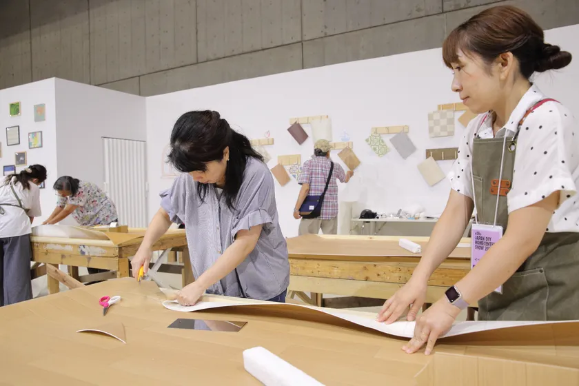 クッションフロア貼り体験