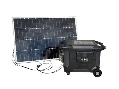 蓄電丸とソーラーパネル