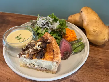 人気のキッシュプレート