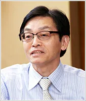 兵庫医科大学小児科学講座教授　服部益治氏