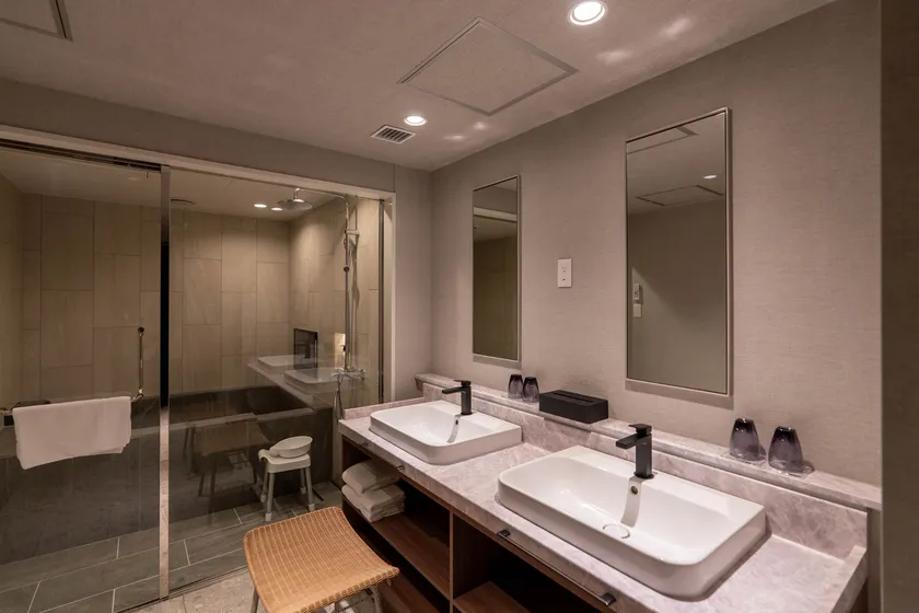 客室(スイートルーム:バスルーム)