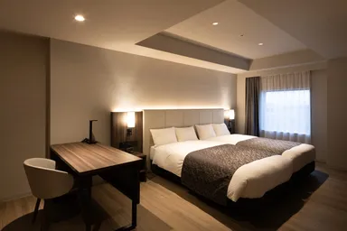 客室(スイートルーム：寝室)