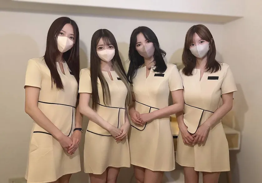 fl Notis六本木店 スタッフ集合