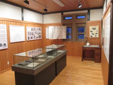 有珠聖公会 バチラー夫妻記念堂　2階資料館